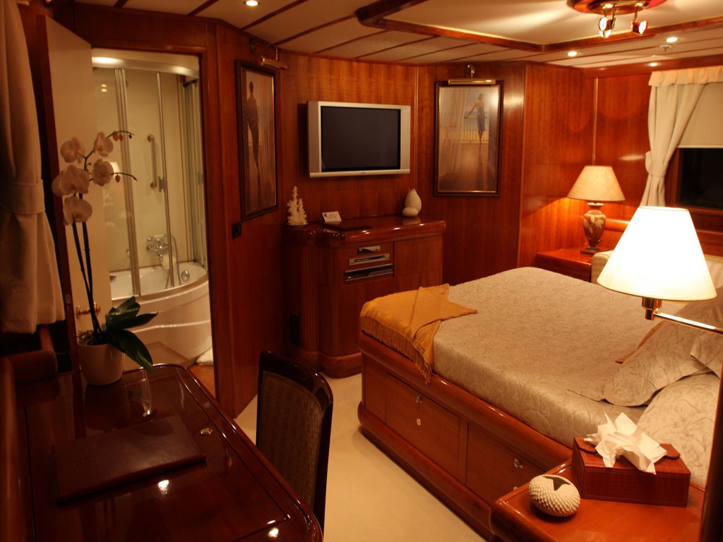 [35m-Yacht-5-FISHES]-5793-219.jpg