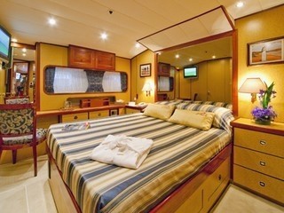 [35m-Yacht-5-FISHES]-5793-28.jpg