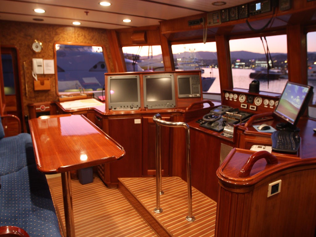 [35m-Yacht-5-FISHES]-5793-70.jpg