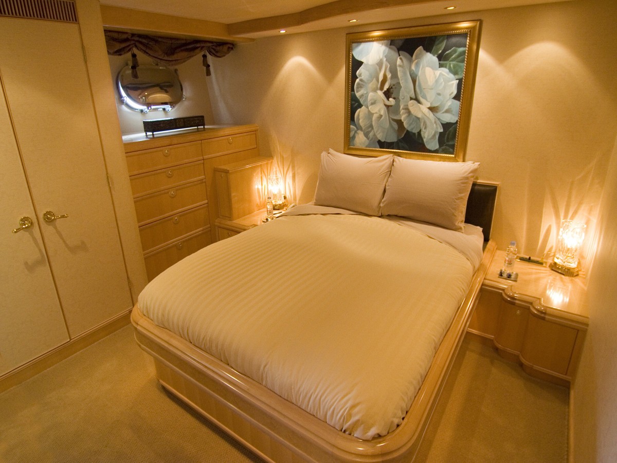 [35m-Yacht-SANS-SOUCI]-5659-173.jpg