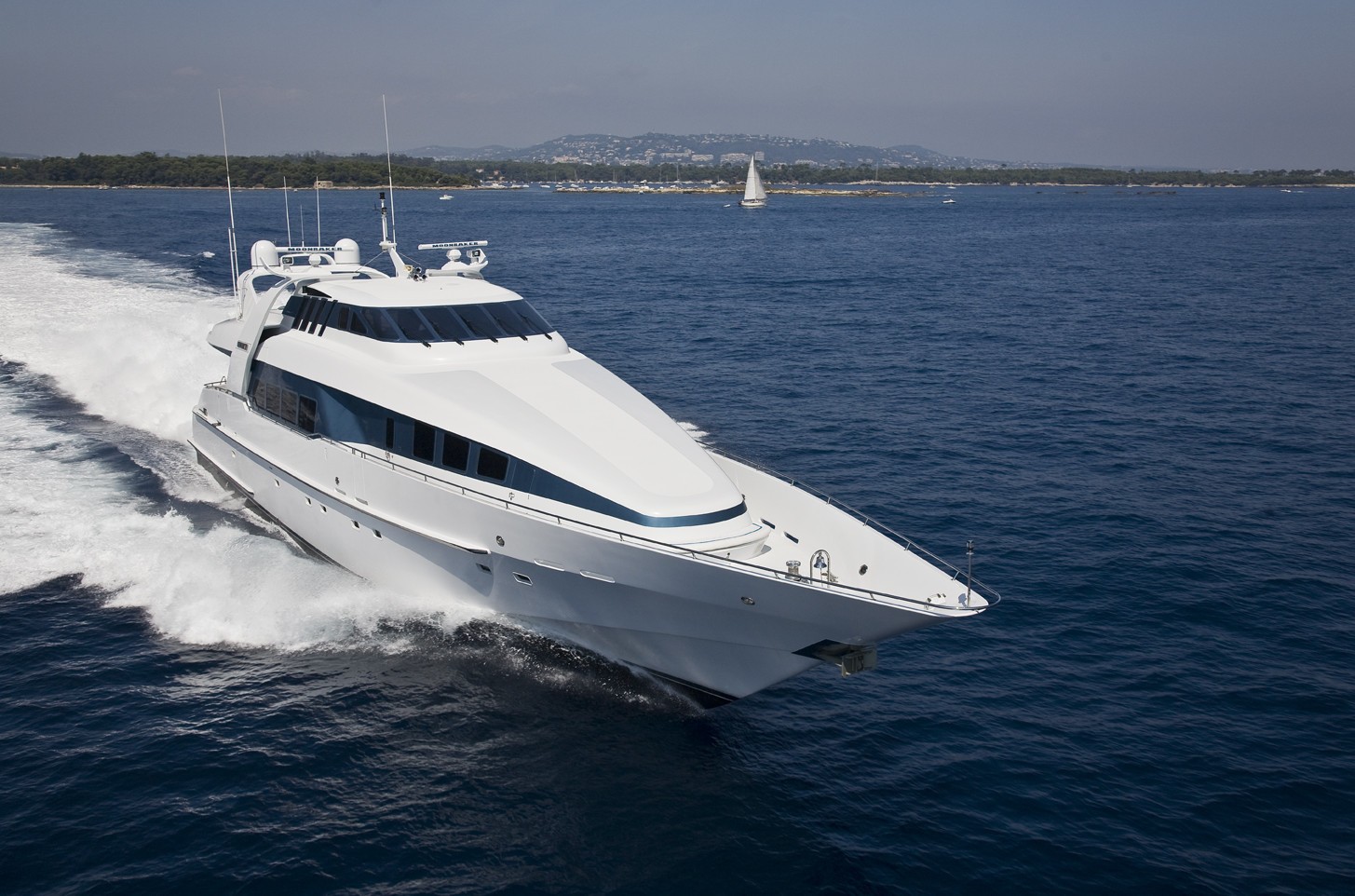 [36m-Yacht-MOONRAKER]-5781-147.jpg