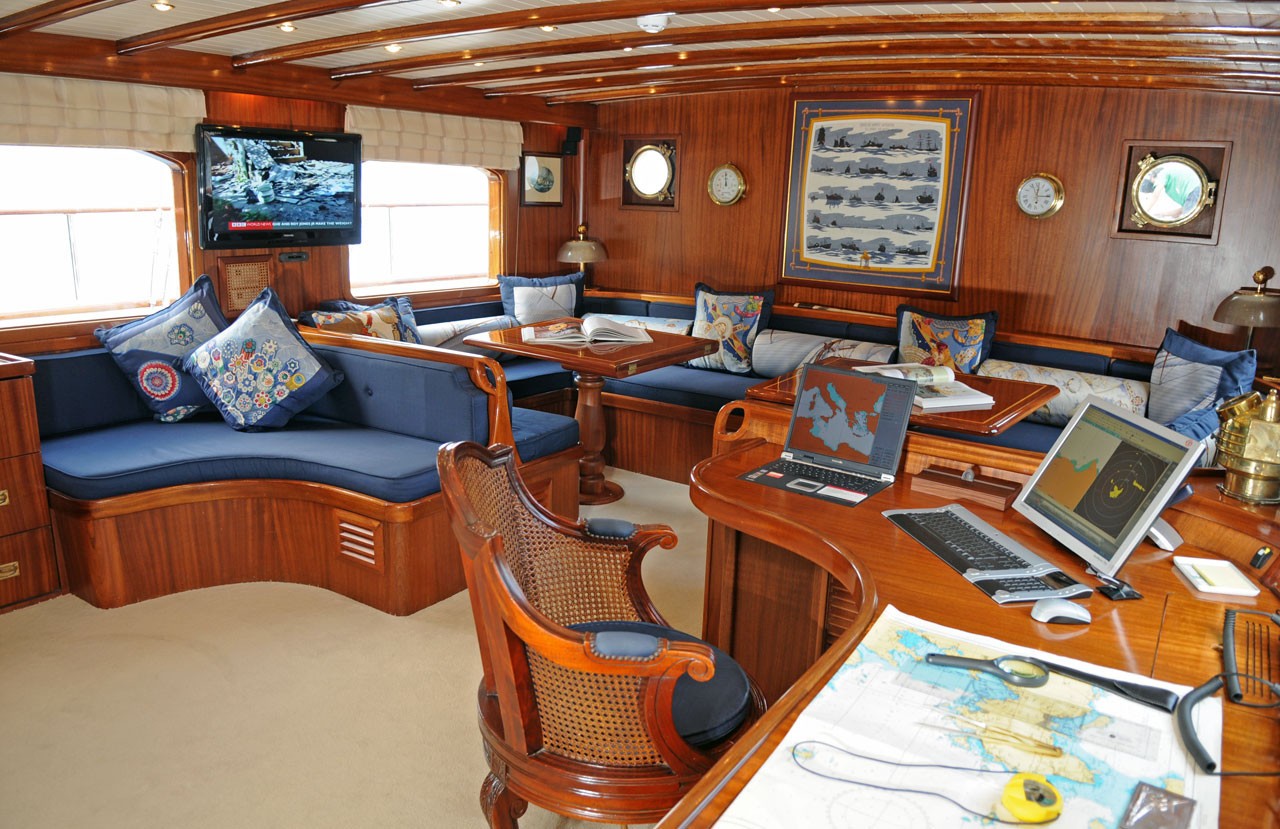 [36m-Yacht-OFELIA]-5664-110.jpg