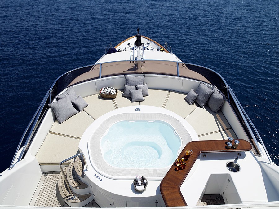 [36m-Yacht-RED-ANCHOR]-5646-161.jpg