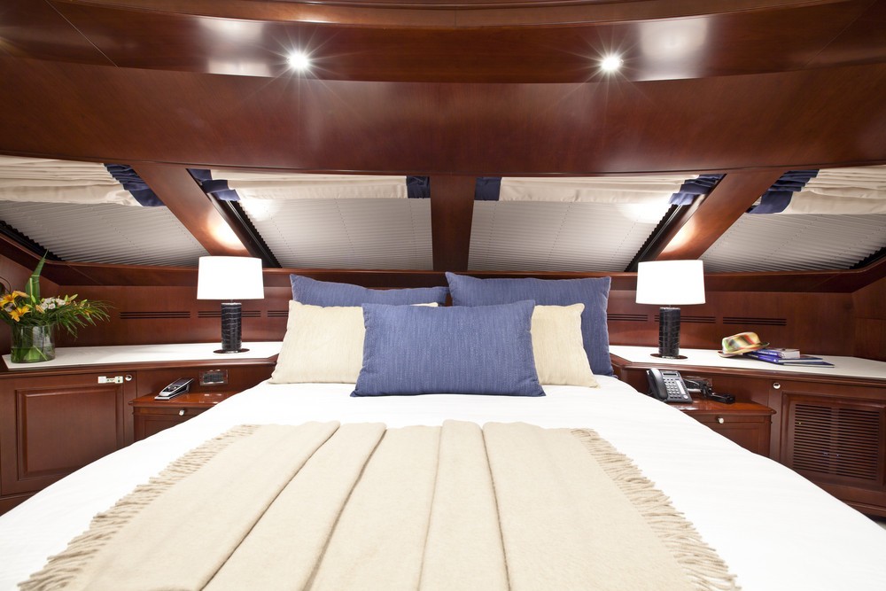 [36m-Yacht-RED-ANCHOR]-5646-76.jpg
