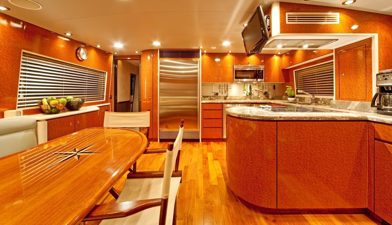 [36m-Yacht-STREGA]-5731-91.jpg