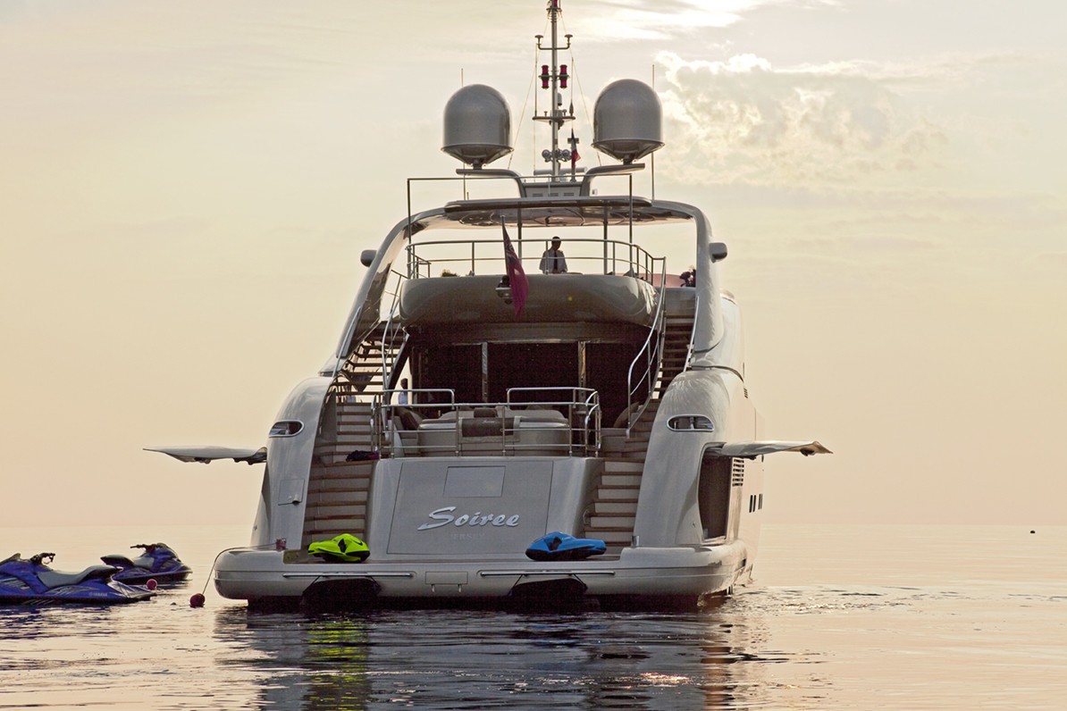 [37m-Yacht-SOIREE]-5971-125.jpg