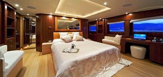 [37m-Yacht-SOIREE]-5971-151.jpg