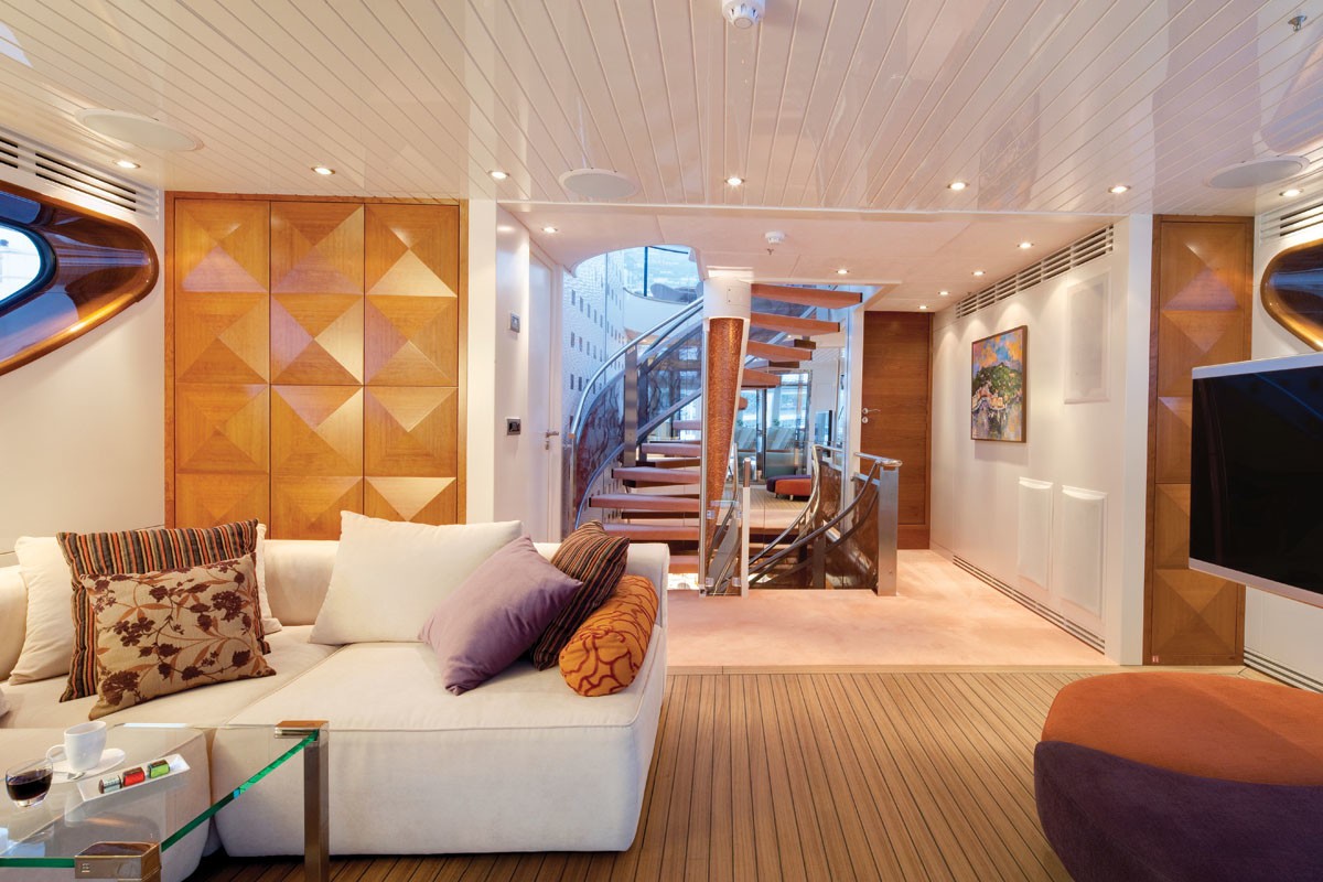 [38m-Yacht-NORTHLANDER]-5918-113.jpg