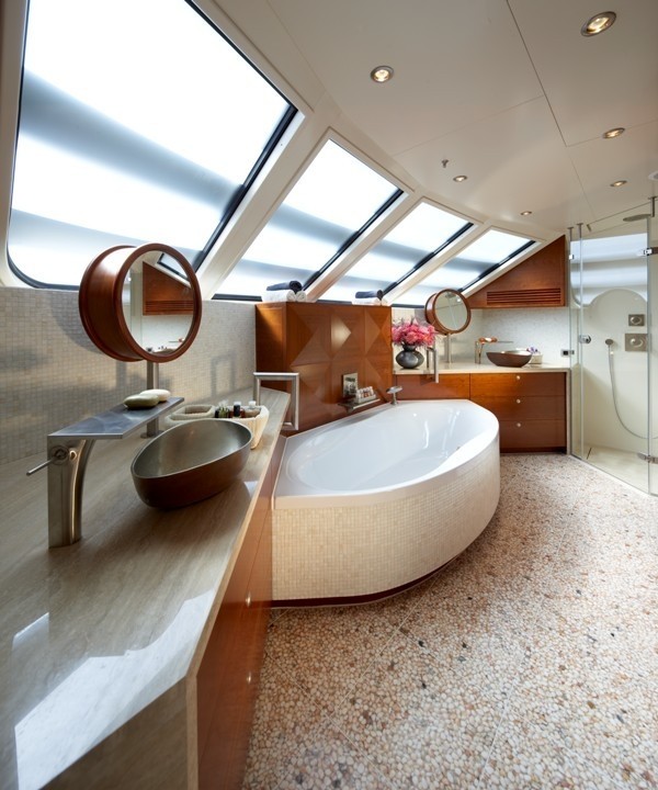 [38m-Yacht-NORTHLANDER]-5918-116.jpg
