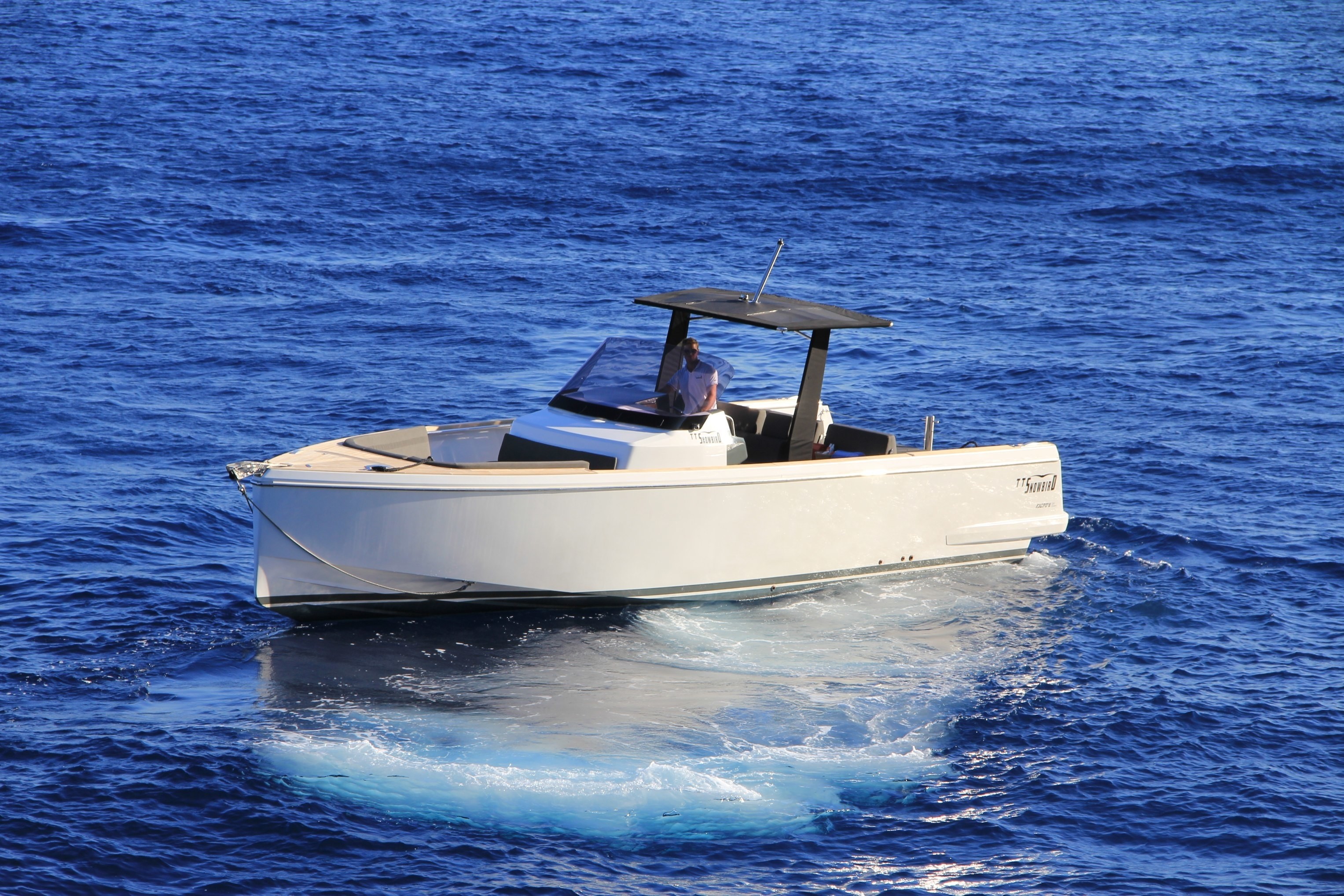 [39m-Yacht-REVELRY]-5658-39.jpg