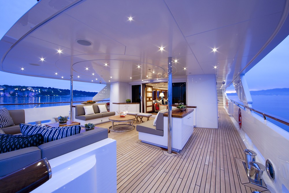 [39m-Yacht-REVELRY]-5658-83.jpg