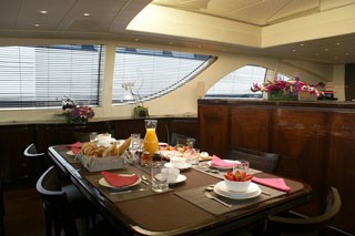 [39m-Yacht-VOYAGE]-5673-28.jpg