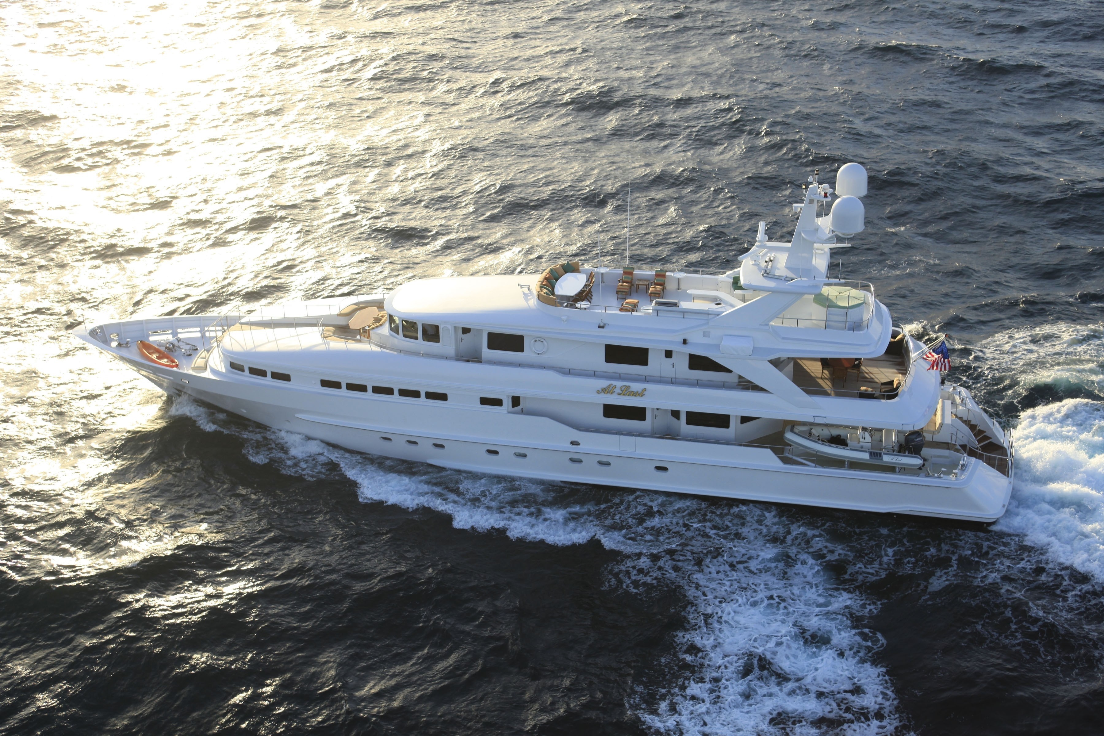 [44m-Yacht-AT-LAST]-5625-114.jpg