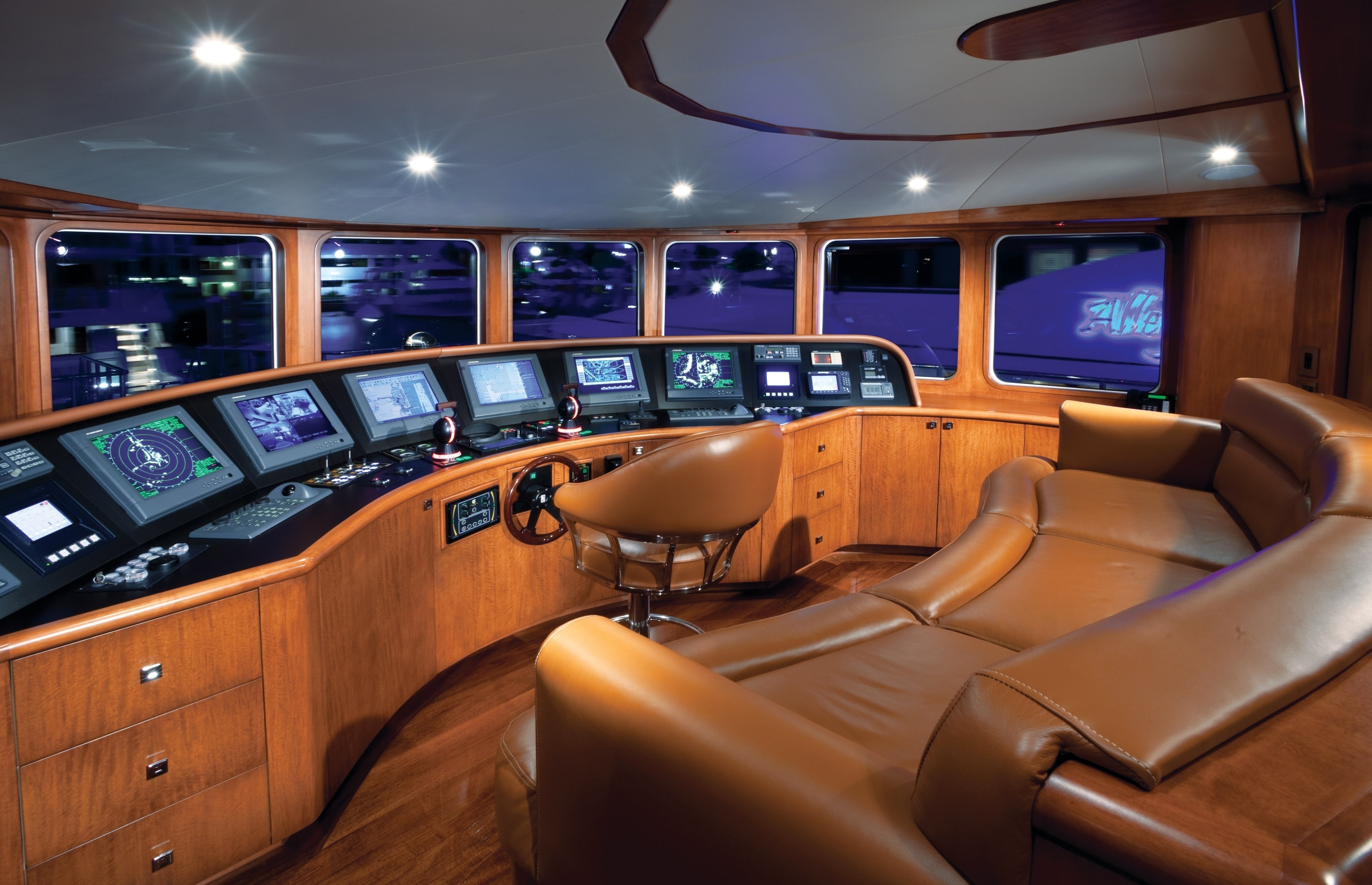 [44m-Yacht-AT-LAST]-5625-154.jpg