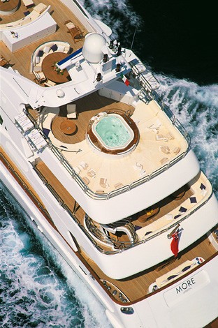[45m-Yacht-MORE]-5804-47.jpg