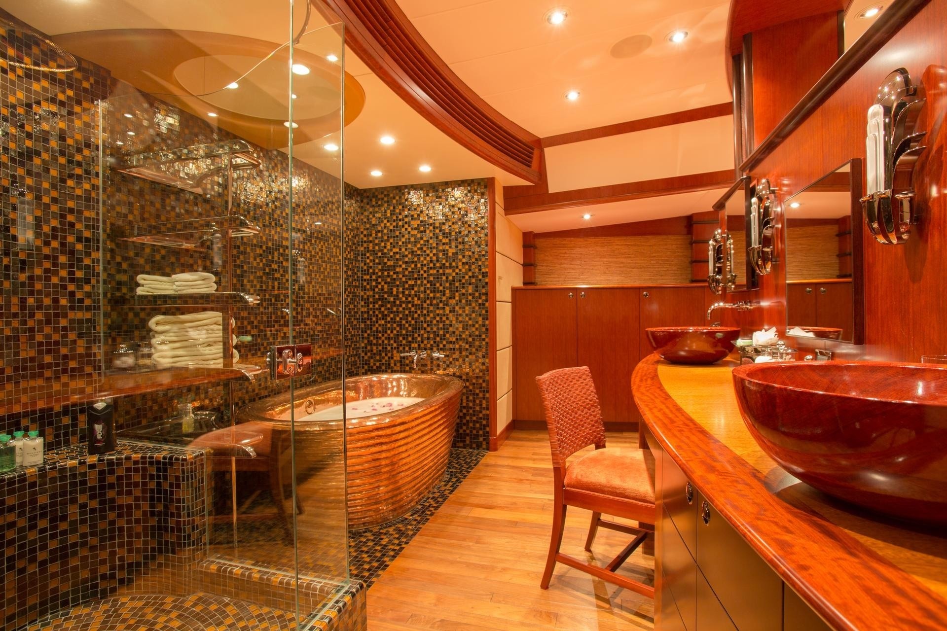 [46m-Yacht-USHER]-5874-180.jpg
