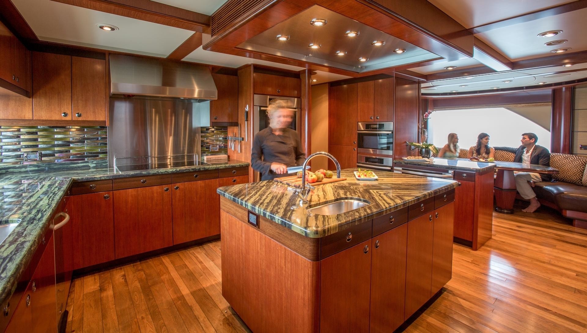 [46m-Yacht-USHER]-5874-220.jpg