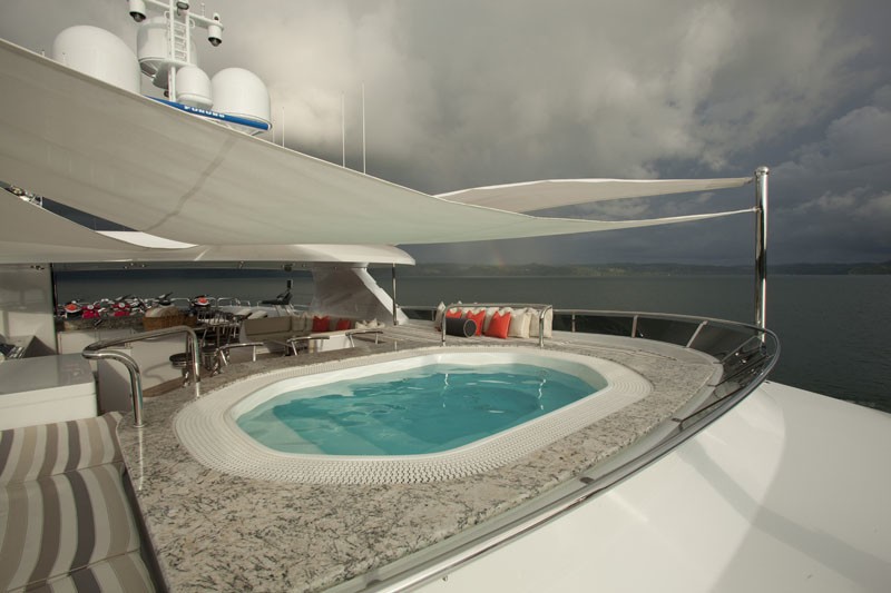[49m-Yacht-REMEMBER-WHEN]-5643-109.jpg