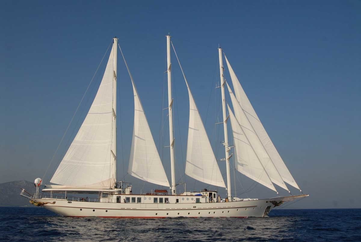 [57m-Yacht-MONTIGNE]-5653-158.jpg