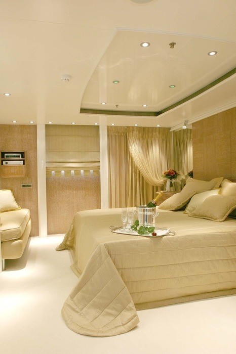 [72m-Yacht-ELEGANT-007]-5655-196.jpg