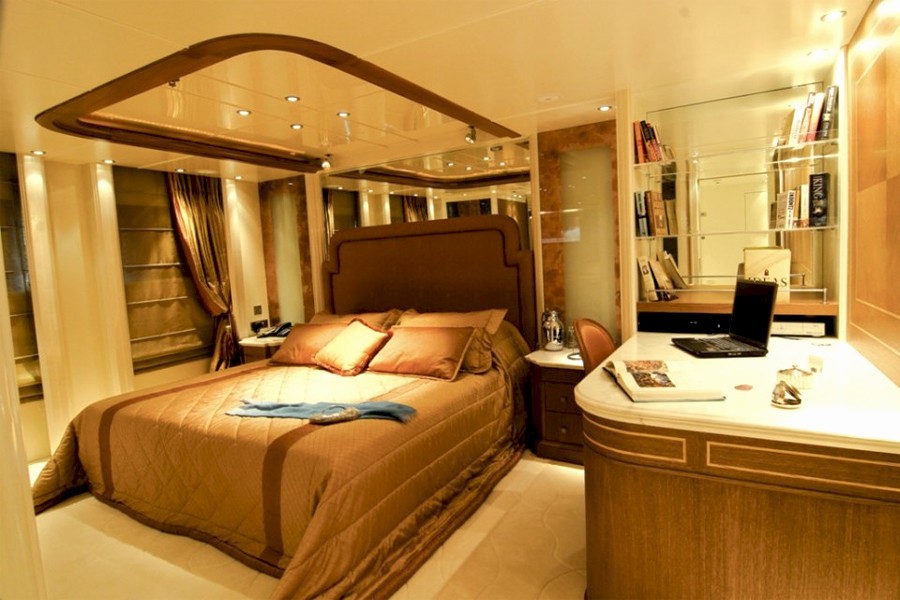 [72m-Yacht-ELEGANT-007]-5655-49.jpg