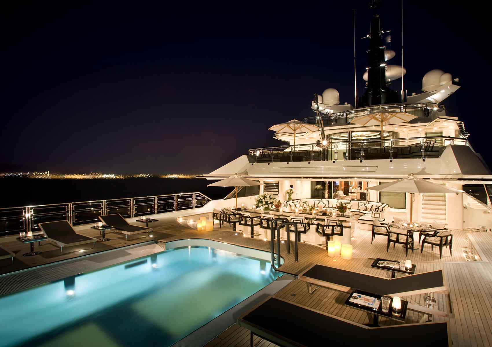 [82m-Yacht-ALFA-NERO]-5707-106.jpg