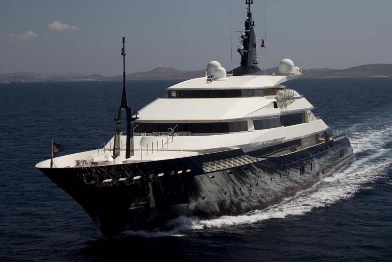 [82m-Yacht-ALFA-NERO]-5707-160.jpg