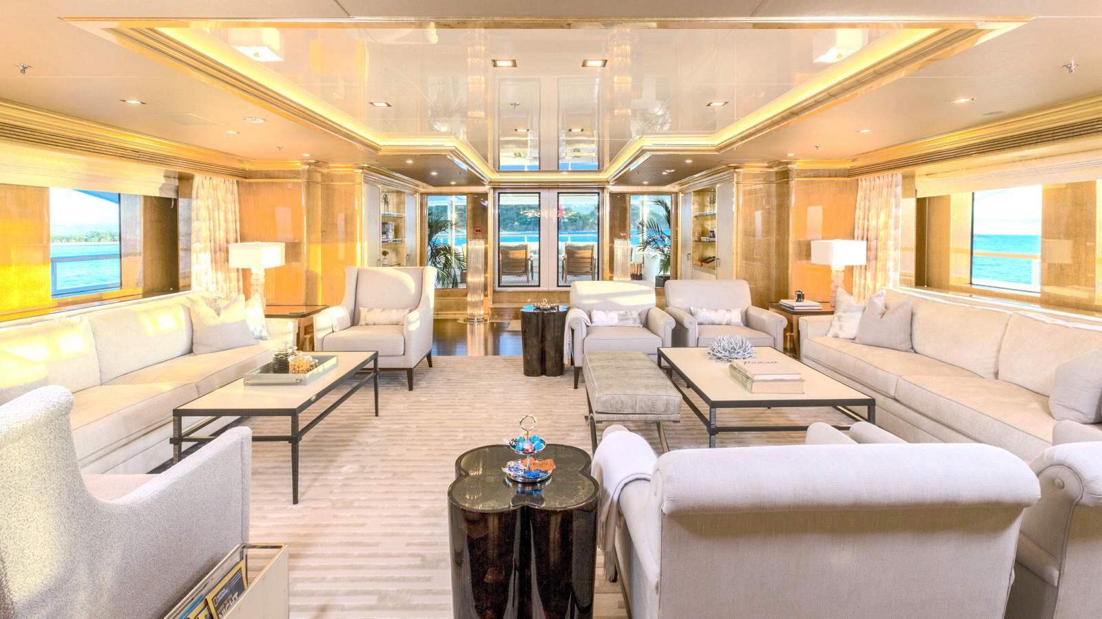 [BENETTI--SUPERYACHT-LADY-LARA]-5878-4.jpg