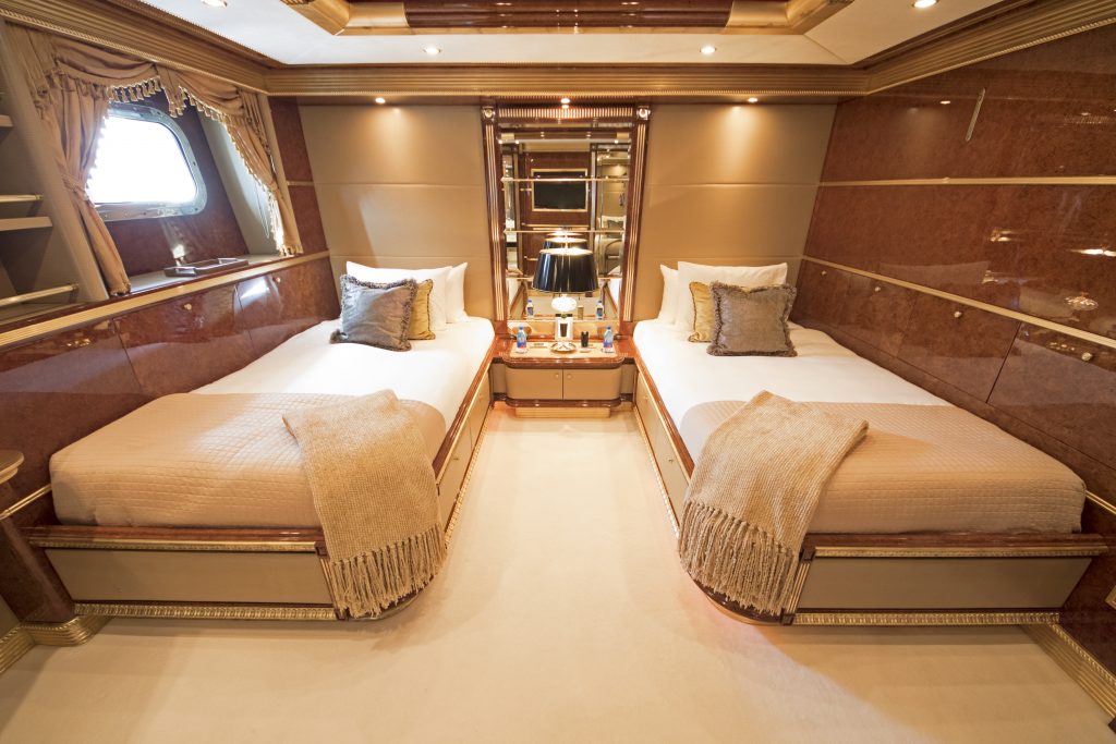 [MOTOR-YACHT-BISTANGO]-5644-22.jpg