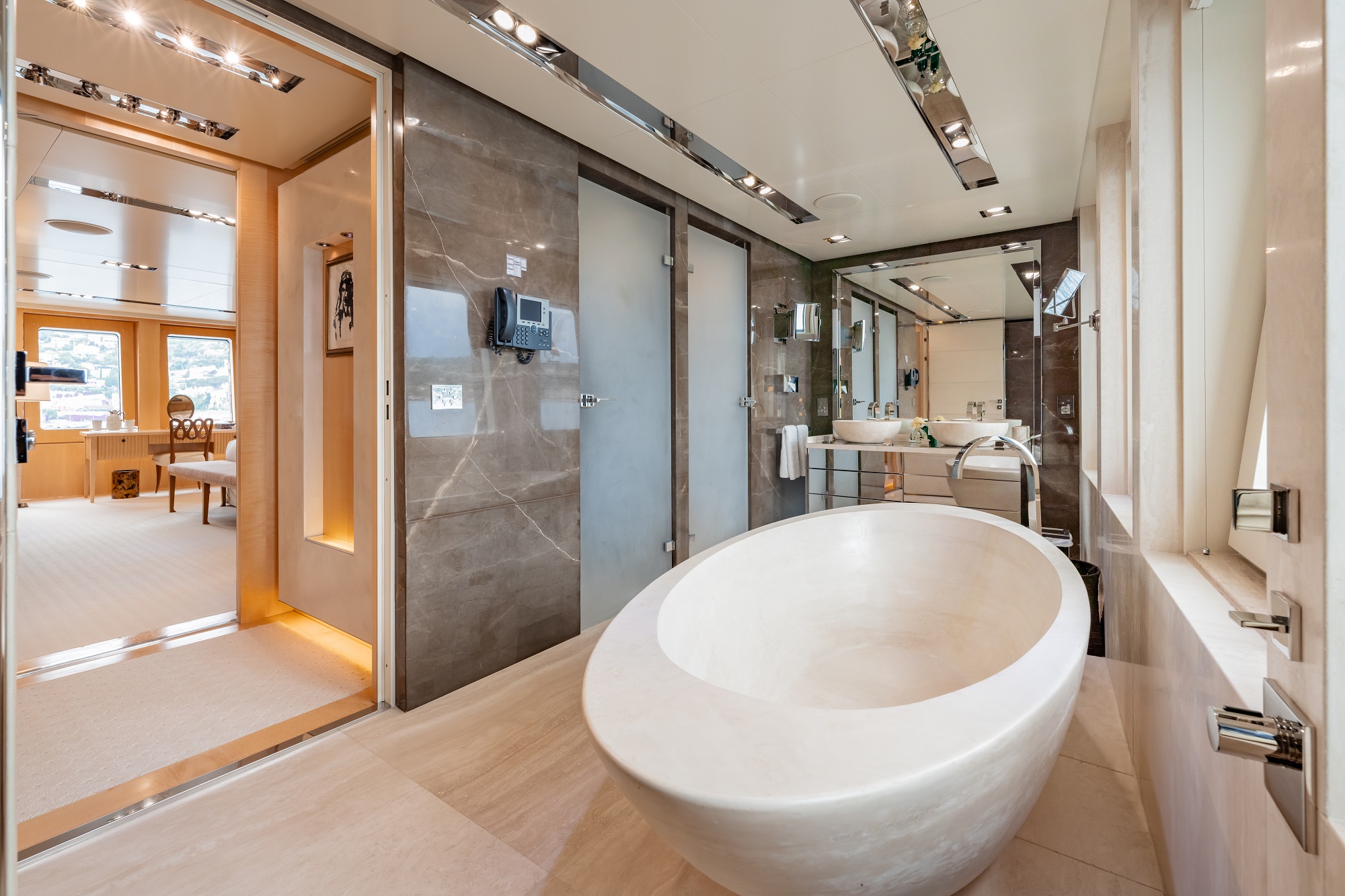 [MOTOR-YACHT-ICON]-5956-34.jpg