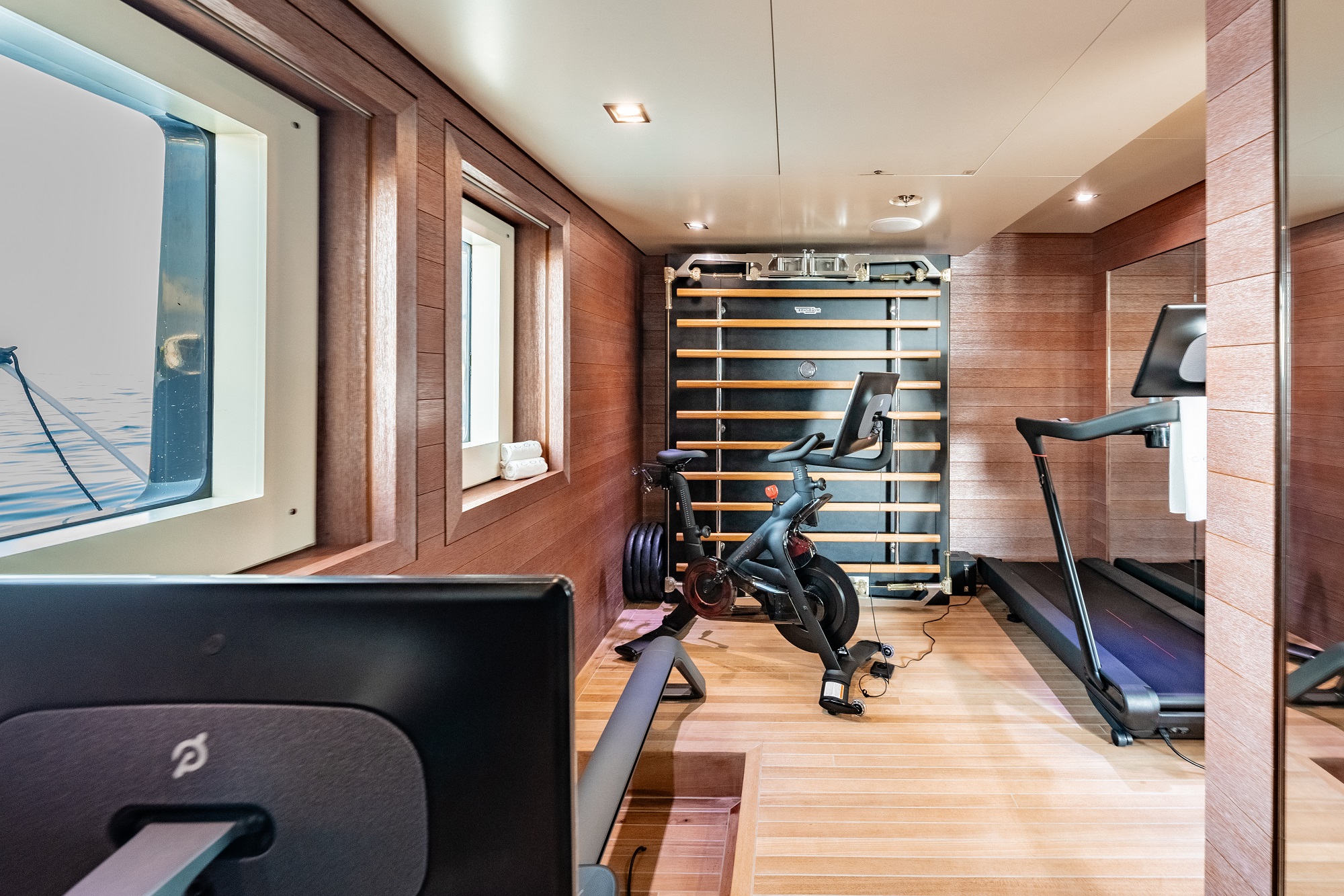 [MOTOR-YACHT-ICON]-5956-36.jpg