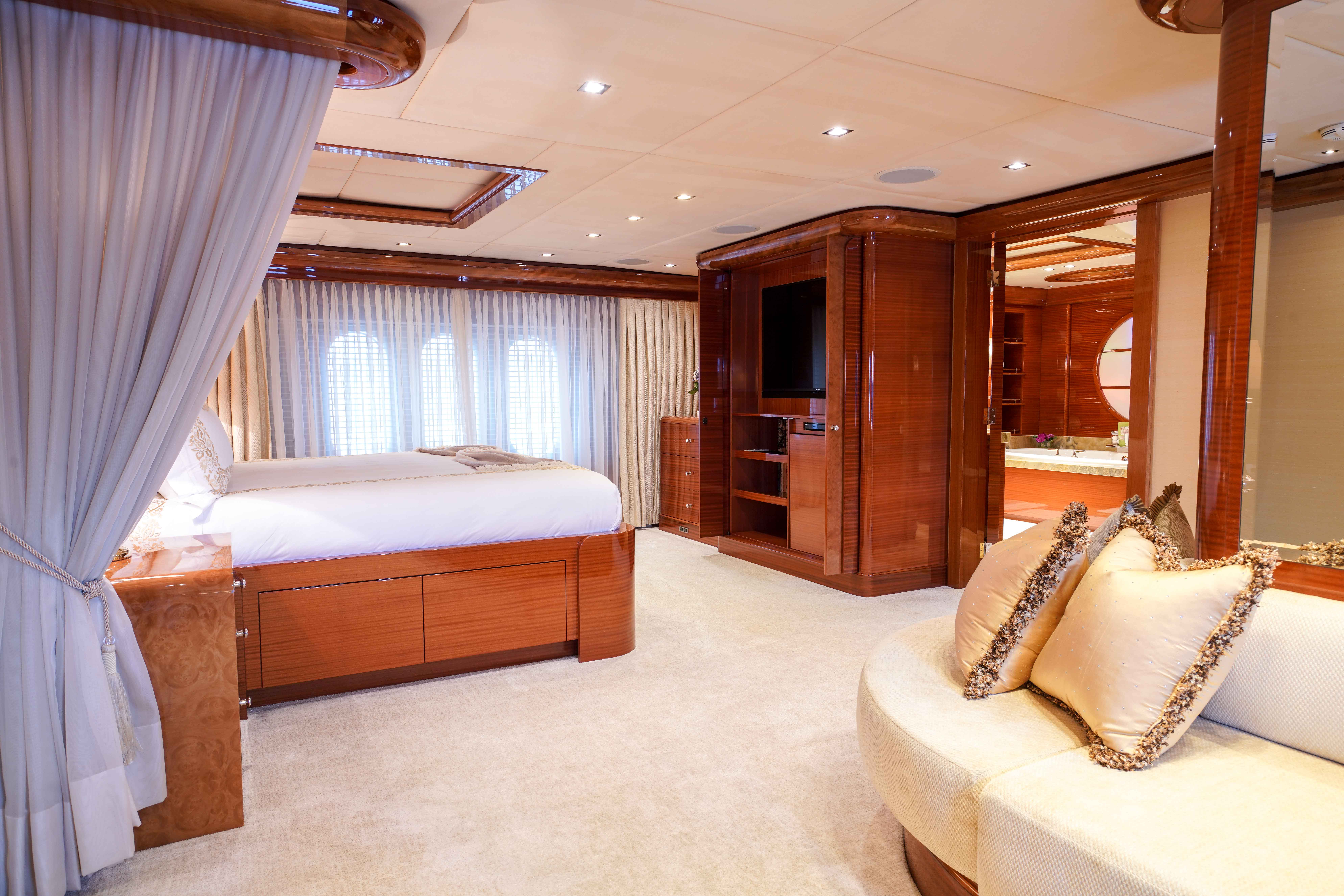 [SUPER-YACHT-IMAGINE]-5951-16.jpg