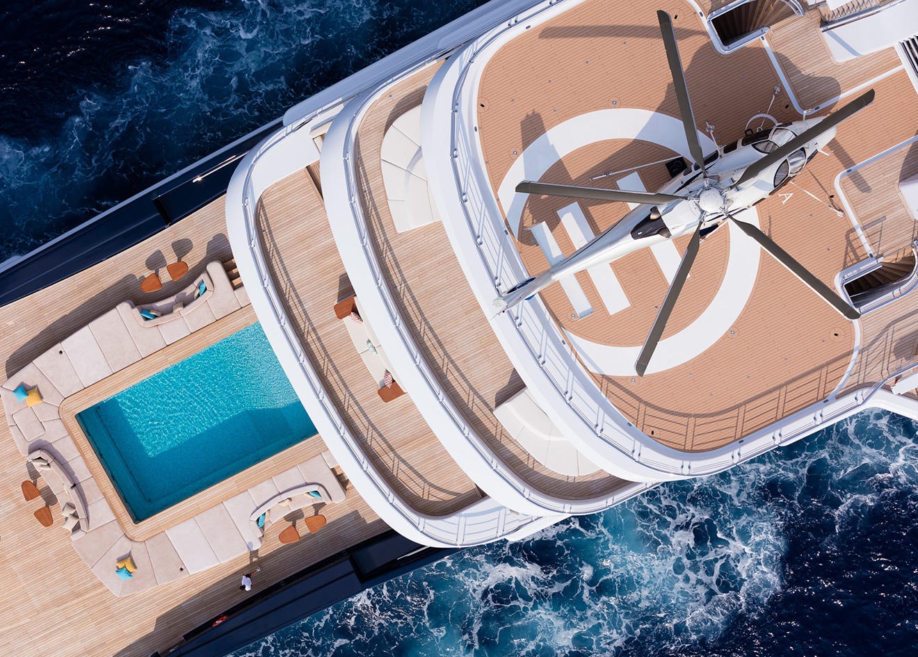 [SUPERYACHT-LUNA-BY-LLOYD-WERFT-AND-STAHLBAU-SHIPYARD]-5871-1.jpg