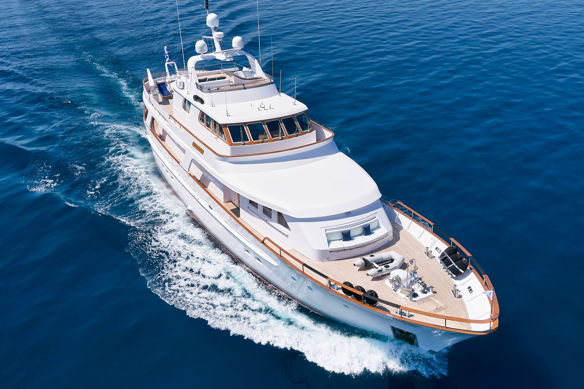 1.2 Luxury yacht SUNCOCO.jpg