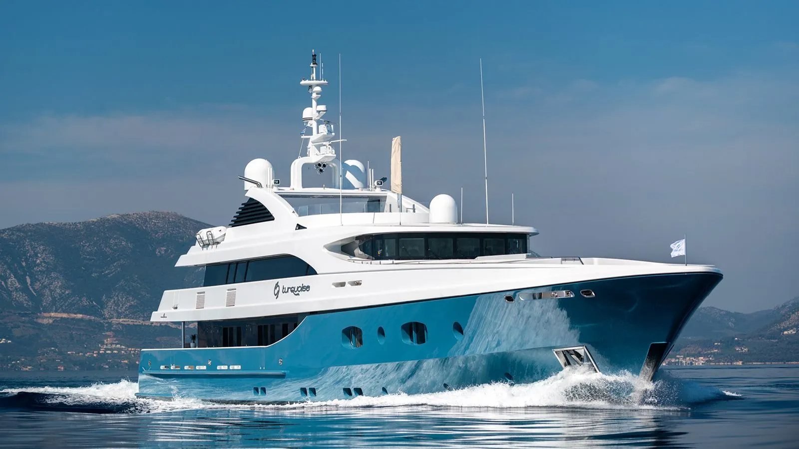 101 Superyacht HOLDIN' MY OWN.jpg