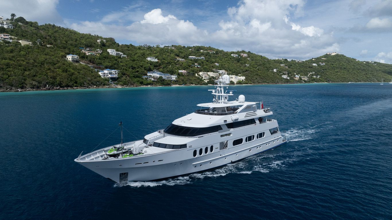101 Superyacht NEVER ENOUGH.jpg