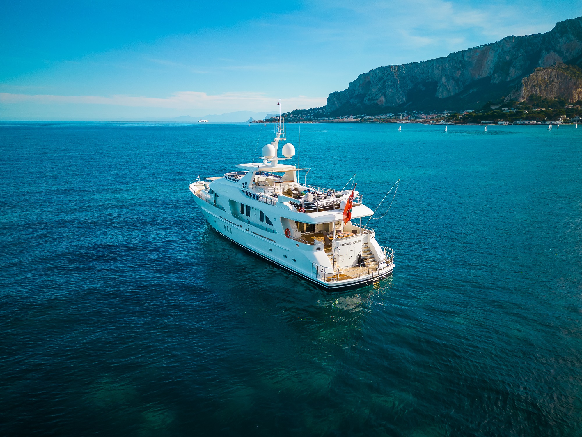102 Luxury yacht HEERLIJCKEID.jpg