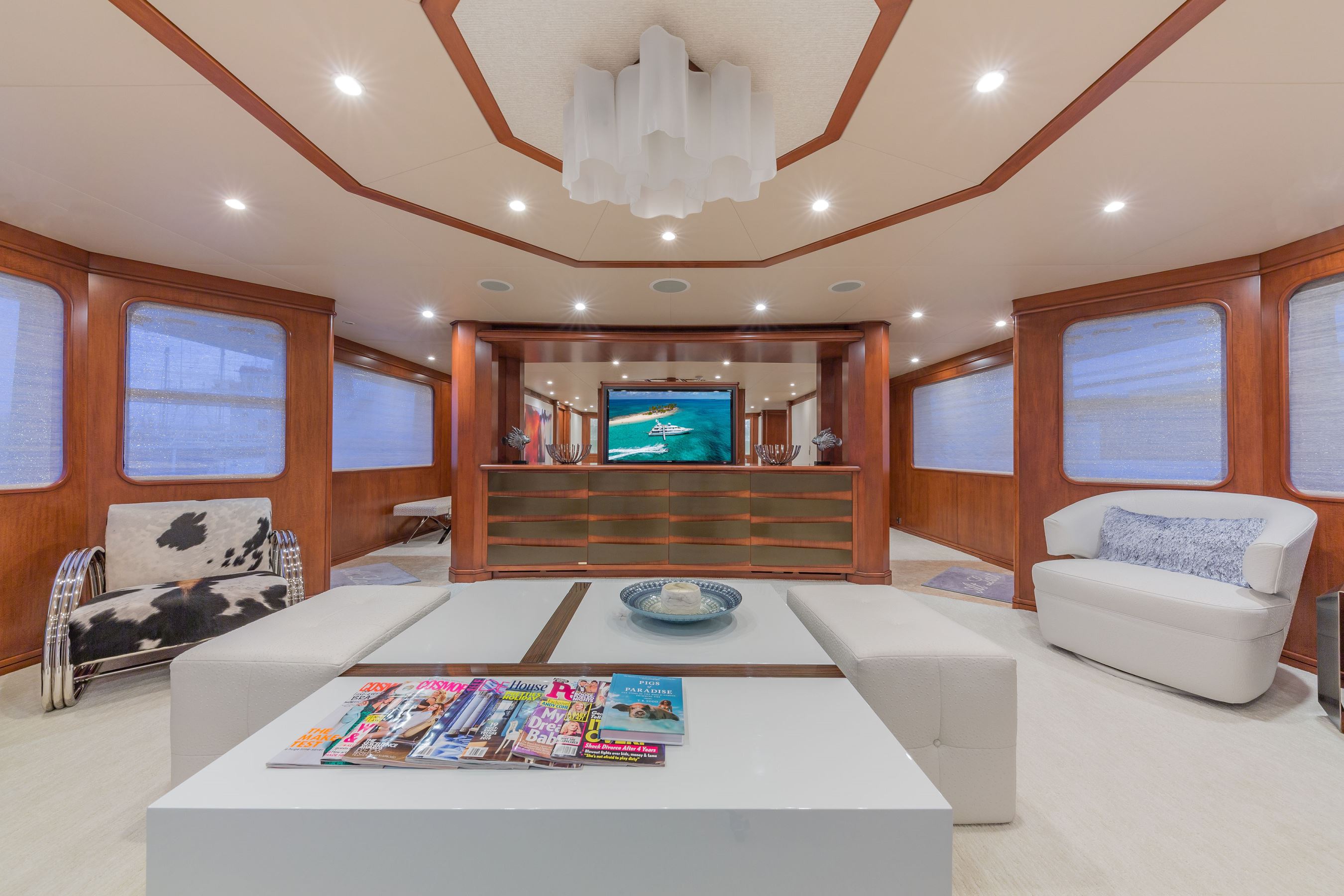 145'Heesen_AtLast_-123.jpg