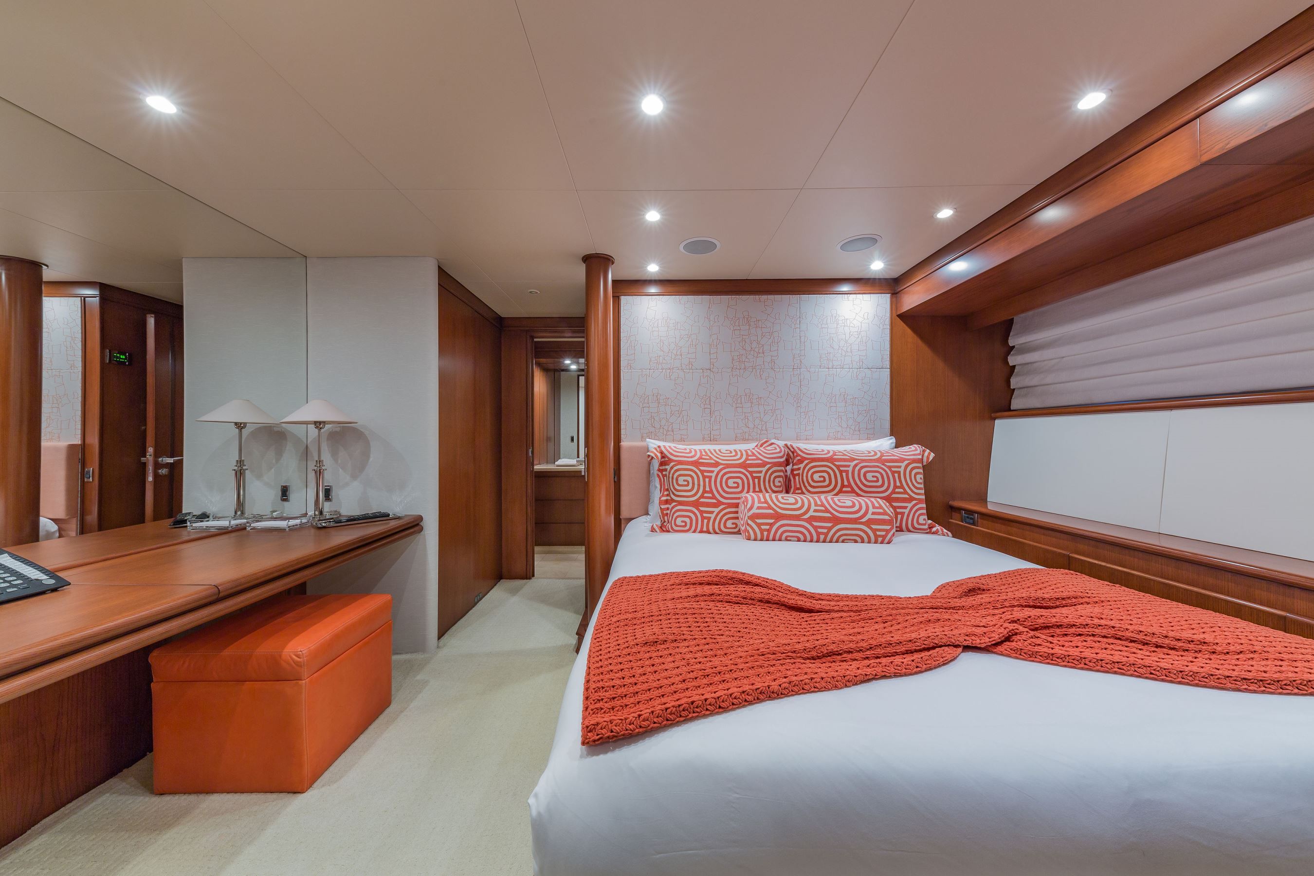 145'Heesen_AtLast_-140.jpg
