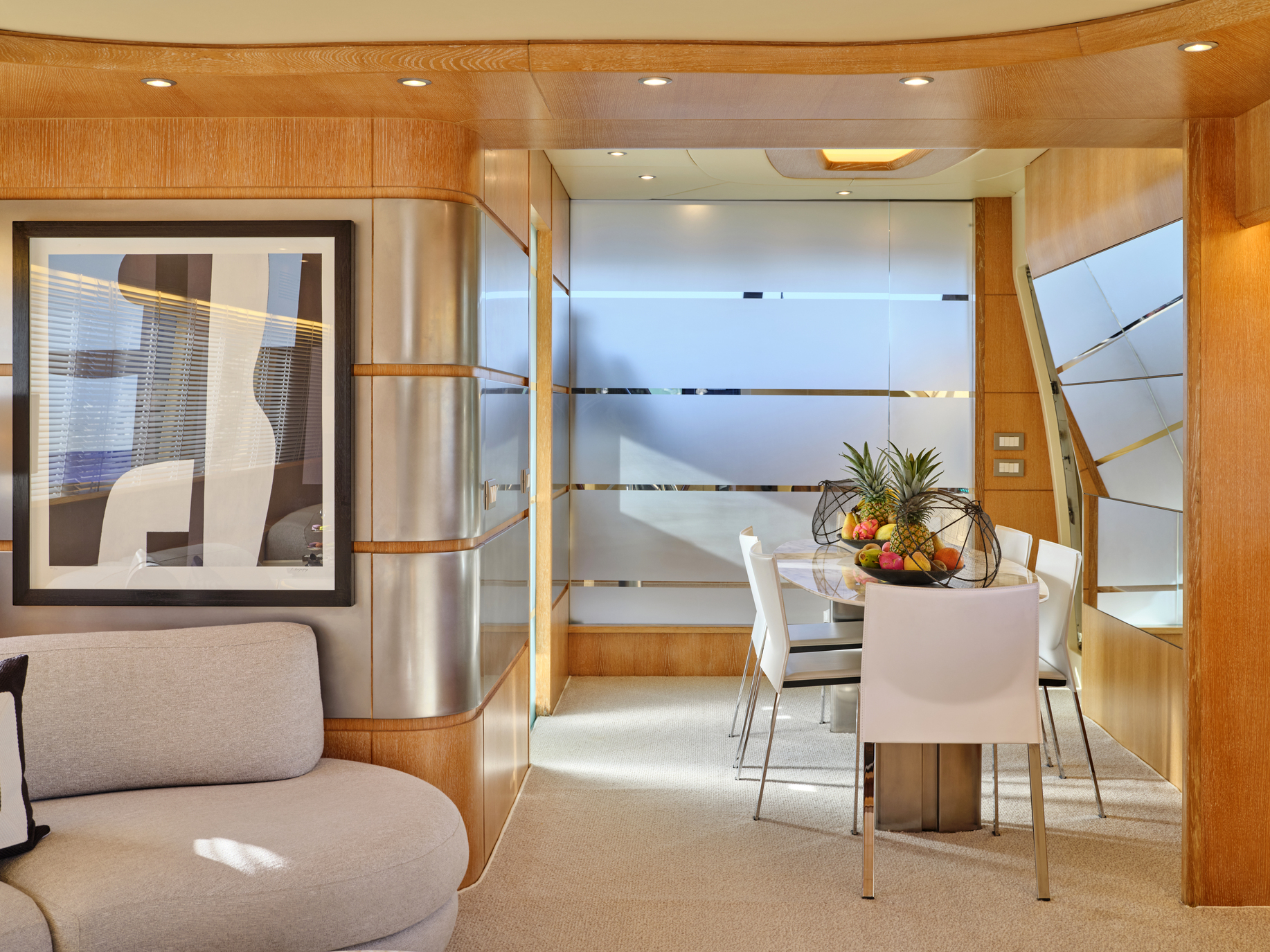 303 Dining space.jpg
