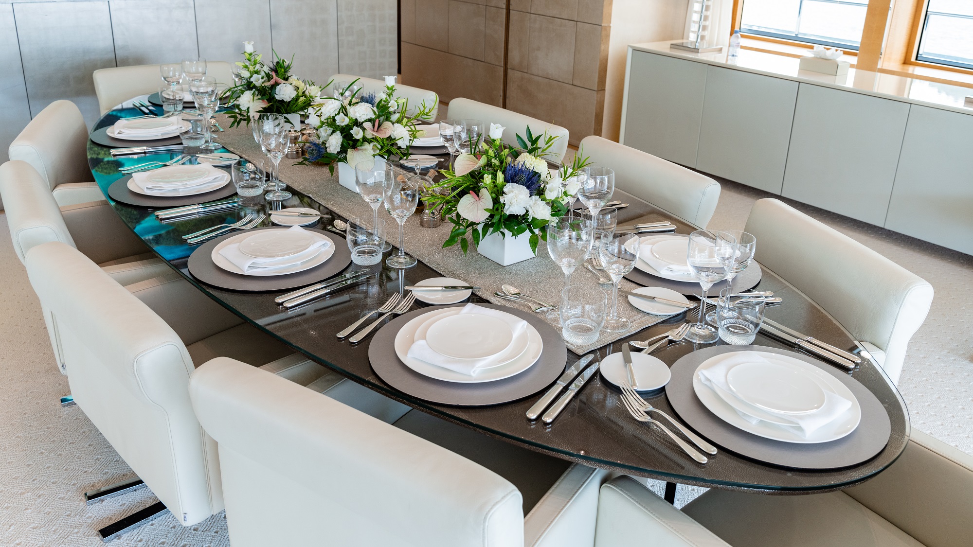 304 Formal dining.jpg