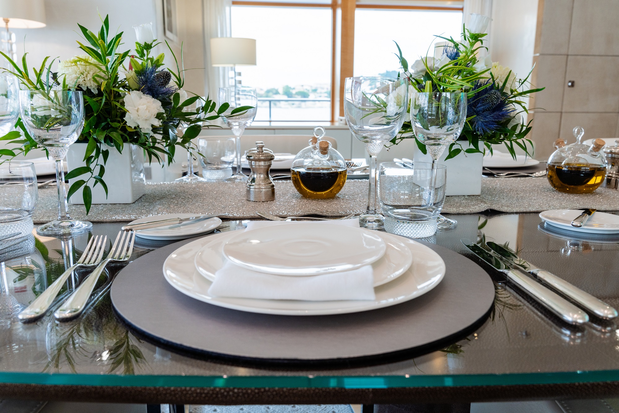 305 Formal dining place setting.jpg