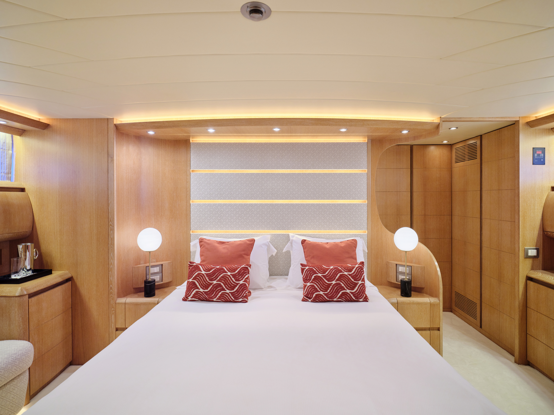 401 Masters suite.jpg