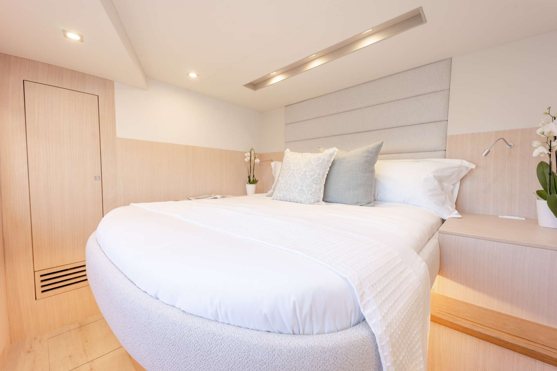 402 Guest suite.jpg