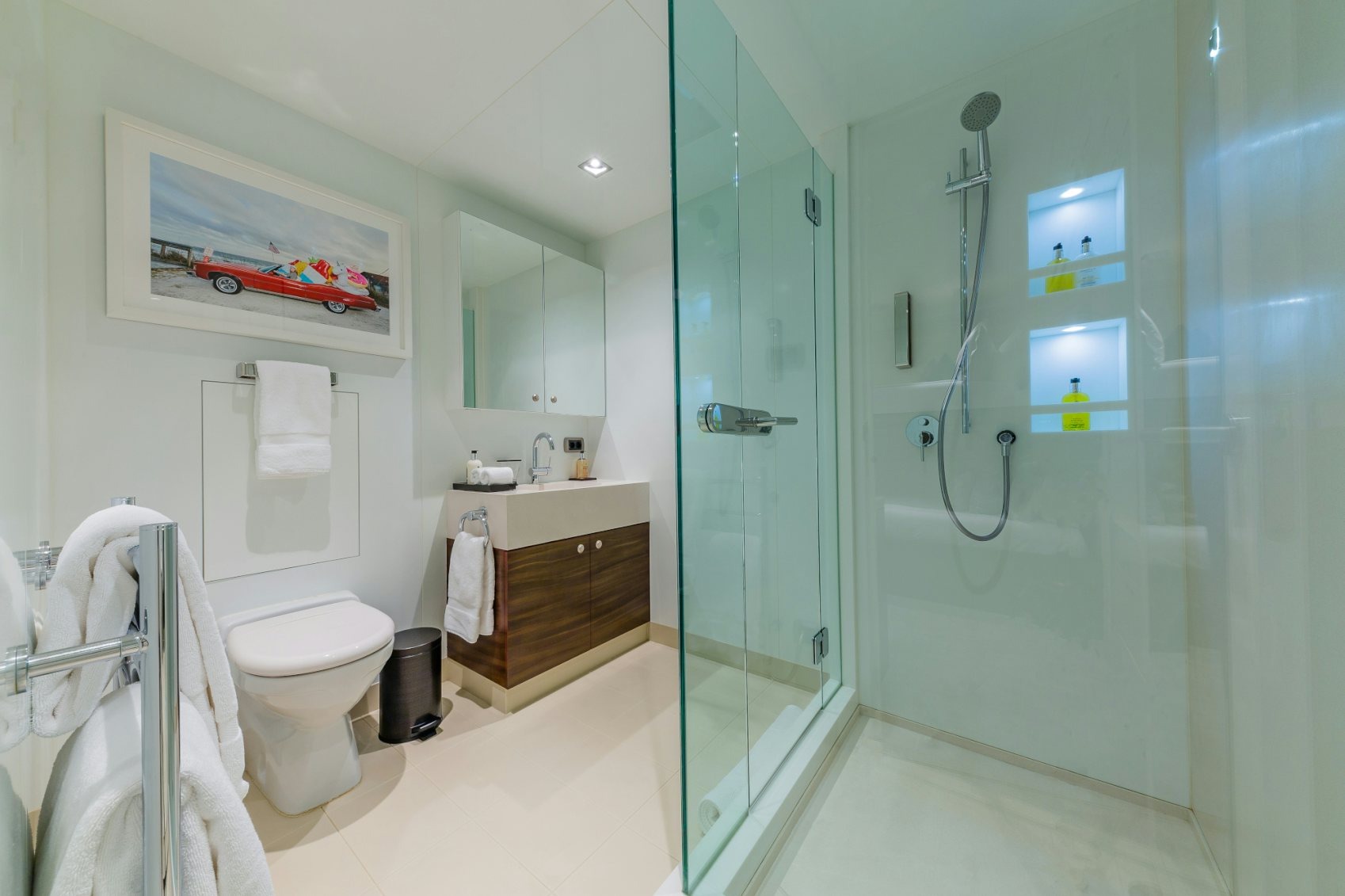 413 Guest suite.jpg