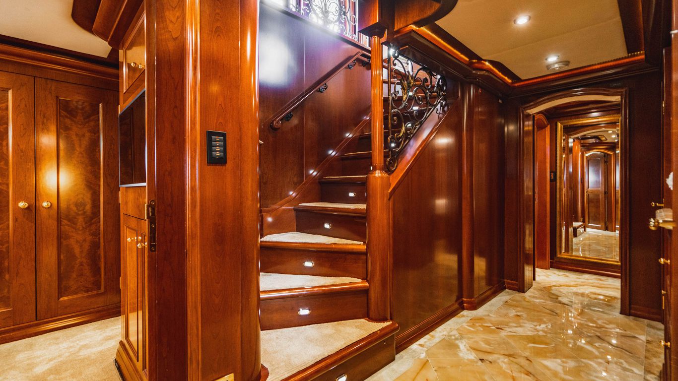 501 Staircase.jpg