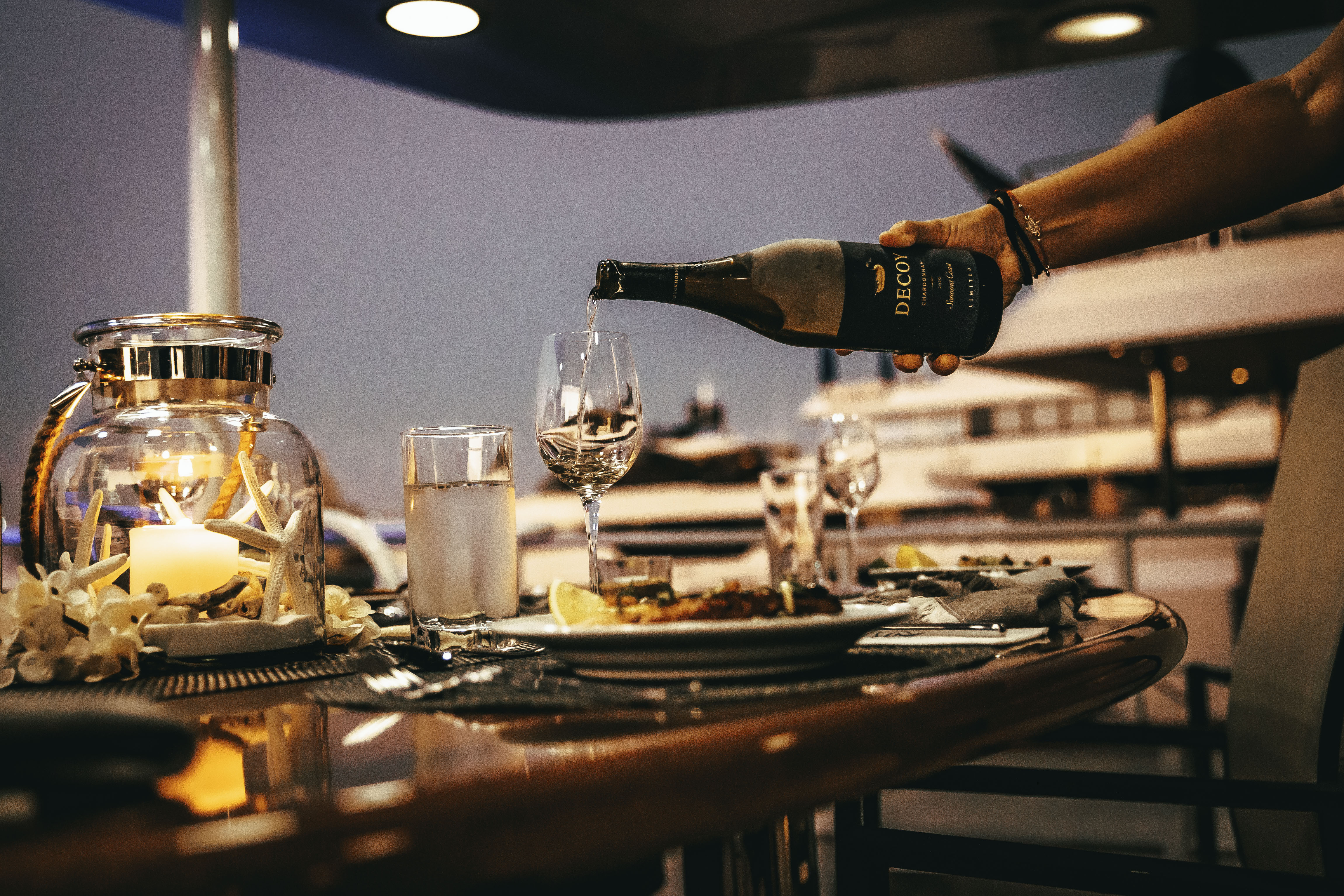 508  Attentive crew dining service.jpg