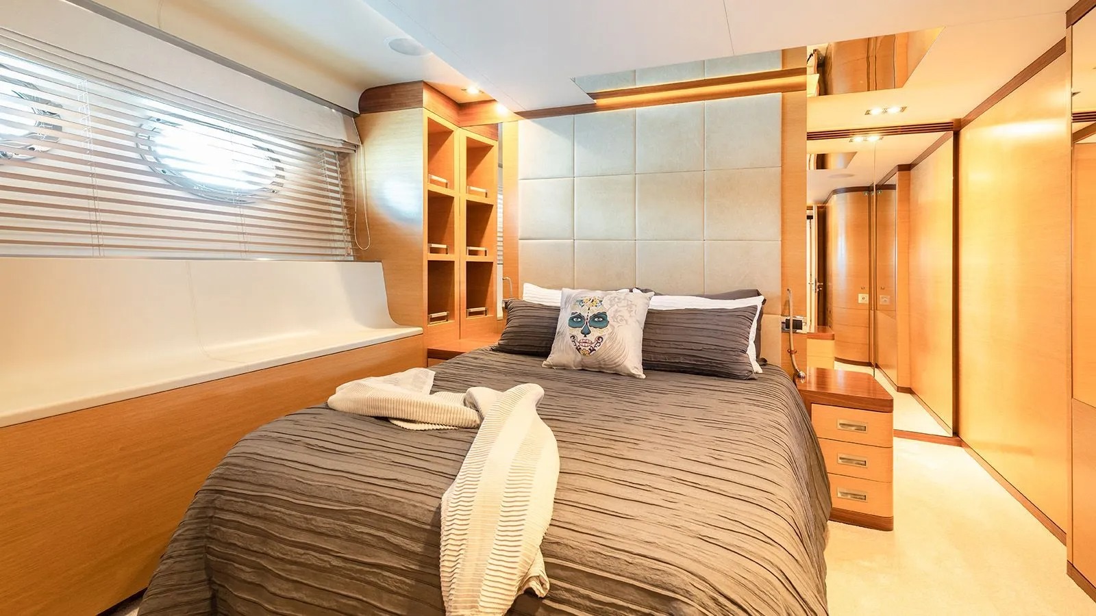 AFRICA I Exterior - Double cabin.jpg