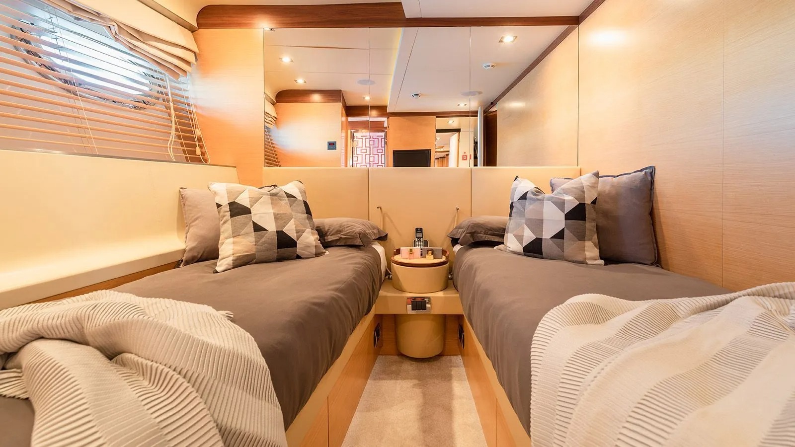 AFRICA I Interior - Twin cabin 2.jpg