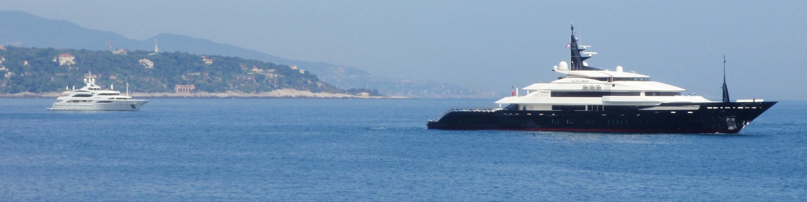 Alfa Nero - Photo Credit Monaco Yacht Spotter.jpg